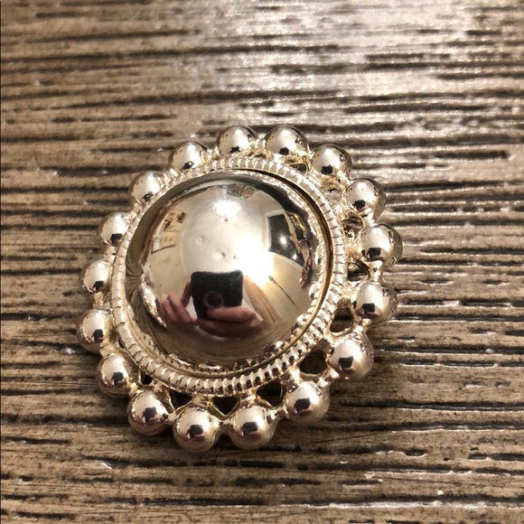 Premier Design Round Circle Button Clip Earrings - Picture 5 of 14